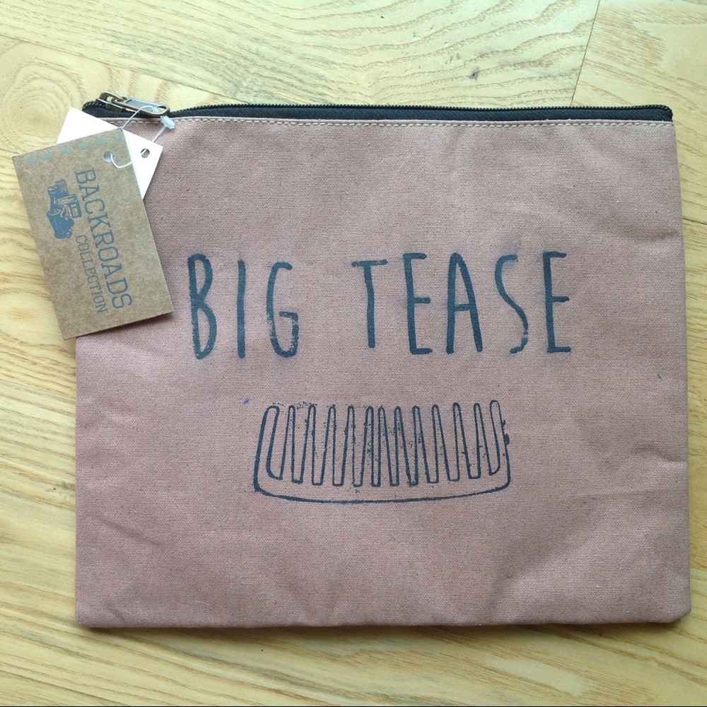 Cosmetic Bag Zip Clutch Big Tease Canvas Travel